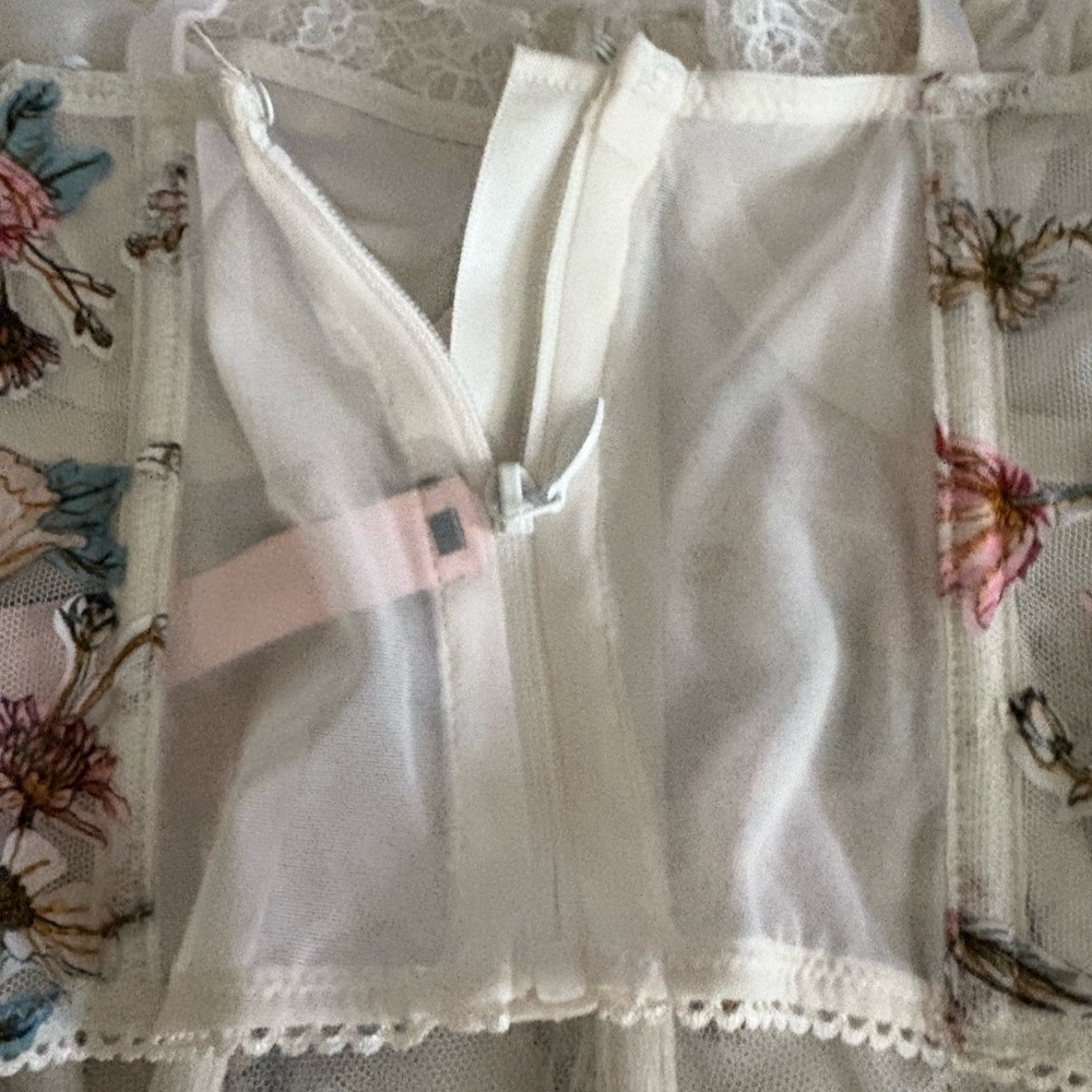 Victoria's Secret Floral Lace Bralette - and Panty Pink and Blue - Picture 3 of 7